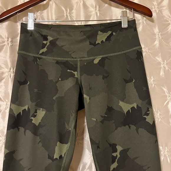 Lululemon Wunder Under Leggings Pant Luon Palm Party Fatigue Green Camo - Picture 4 of 14